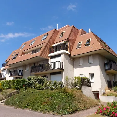 3 Pièces à Cabourg, 300m De La Plage, 6 Pers, Balcons, Parking, Animaux Acceptés - Fr-1-487-296 Cabourg