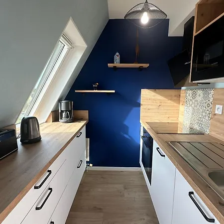 3 Pièces à Cabourg, 300m De La Plage, 6 Pers, Balcons, Parking, Animaux Acceptés - Fr-1-487-296 Appartamento