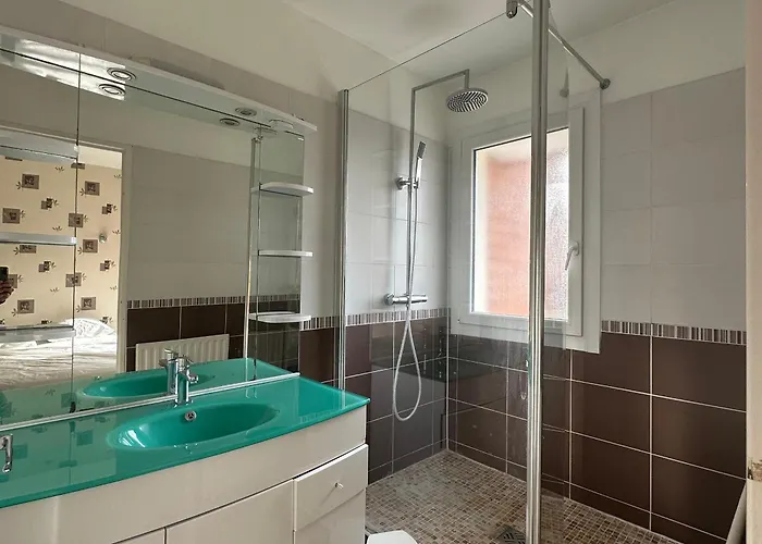 Appartamento 3 Pièces à Cabourg, 300m De La Plage, 6 Pers, Balcons, Parking, Animaux Acceptés - Fr-1-487-296 *